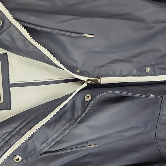 Levi’s Navy Water Repellent Hooded Zip Up Raincoat Jacket w/ Patch Pockets Large - Picture 4 of 12